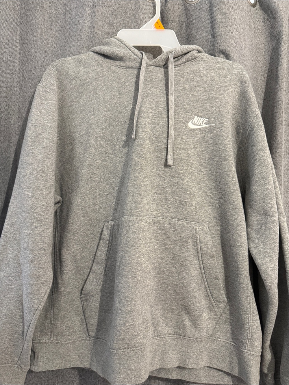 Nike Men's Heather Gray Pullover Hoodie with White Logo